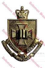 Load image into Gallery viewer, Queensland University Regiment Cap Badge Medals