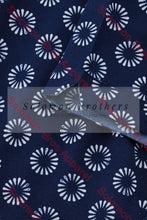 Load image into Gallery viewer, Easy Stretch Ladies Short Sleeve Tunic Daisy Print - Solomon Brothers Apparel