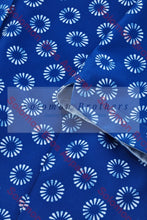 Load image into Gallery viewer, Easy Stretch Ladies Short Sleeve Tunic Daisy Print - Solomon Brothers Apparel