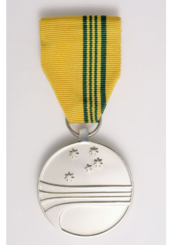 Australian Sports Medal 2000 - Solomon Brothers Apparel