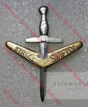 Load image into Gallery viewer, 1st Commando Regiment Cap Badge - Solomon Brothers Apparel

