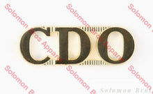 Load image into Gallery viewer, 1St Commando Regiment Cap Badge Shoulder Medals

