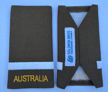 Load image into Gallery viewer, Insignia, Officer Cadet Army
