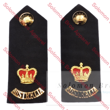 Load image into Gallery viewer, Army Major Gold Shoulder Board Insignia
