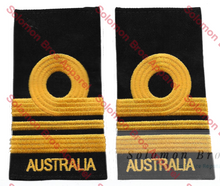 Load image into Gallery viewer, Insignia, Lieutenant Commander, RAN - Solomon Brothers Apparel
