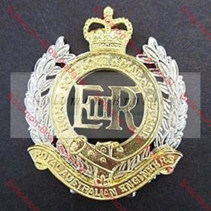 Royal Australian Engineers Cap Badge EIIR - Solomon Brothers Apparel