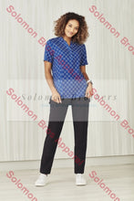 Load image into Gallery viewer, Easy Stretch Ladies Short Sleeve Tunic Daisy Print - Solomon Brothers Apparel
