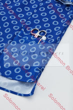 Load image into Gallery viewer, Easy Stretch Ladies Short Sleeve Tunic Daisy Print - Solomon Brothers Apparel
