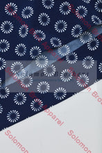 Load image into Gallery viewer, Easy Stretch Ladies Short Sleeve Tunic Daisy Print - Solomon Brothers Apparel
