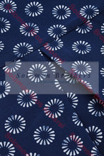 Load image into Gallery viewer, Easy Stretch Ladies Short Sleeve Tunic Daisy Print - Solomon Brothers Apparel
