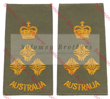Load image into Gallery viewer, Insignia, Brigadier, Army - Solomon Brothers Apparel

