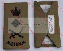 Load image into Gallery viewer, Insignia, General, Army - Solomon Brothers Apparel
